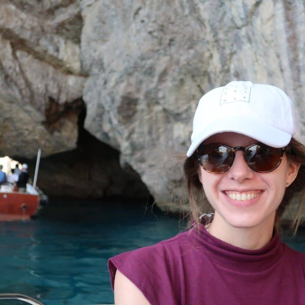 Meet your Posher, Emma